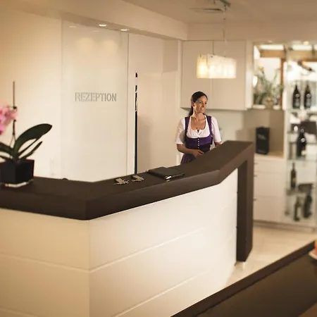 Roemerstube Hotel