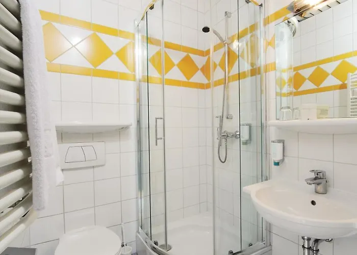 Roemerstube 酒店 3*